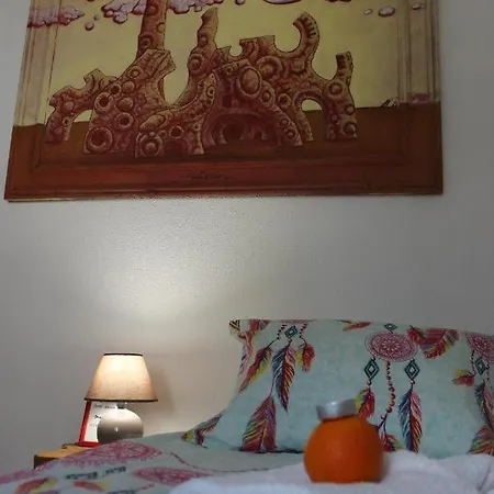 Vandrarhem 5th Element House Caparica