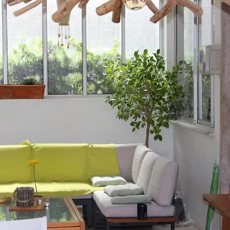 5th Element House Caparica Hostel Costa da Caparica