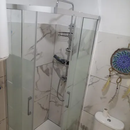 5th Element House Caparica Hostel Costa da Caparica